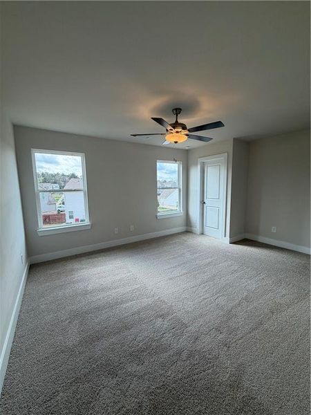 Spacious, unfurnished interior of a new home in , Cartersville (Image 7).