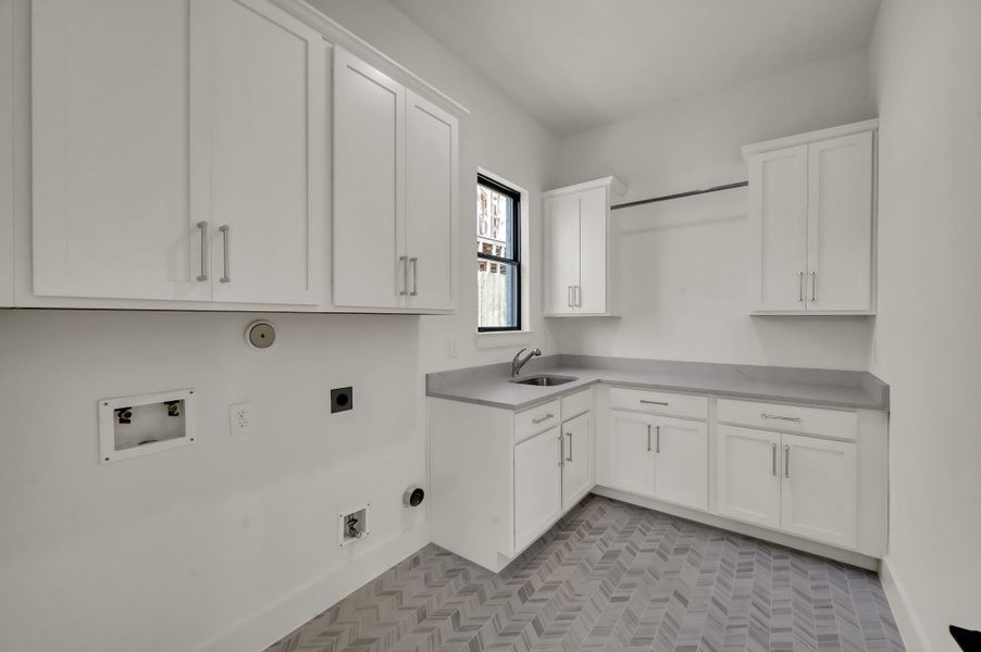 Furnished interior view inside a new home in , Houston (Image 13). Furnished interior view inside a new home in , Houston (Image 13).