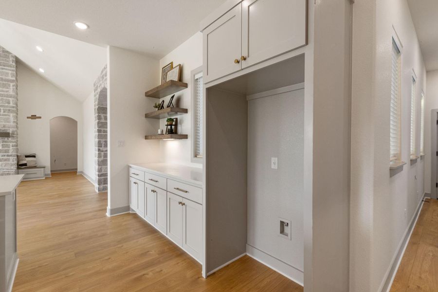 Furnished interior view inside a new home in , Bryan (Image 27).
