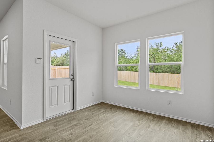 Spacious, unfurnished interior of a new home in Arroyo Ranch, Seguin (Image 16). Spacious, unfurnished interior of a new home in Arroyo Ranch, Seguin (Image 16).