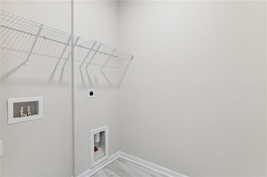 Spacious, unfurnished interior of a new home in , Crawford (Image 35).