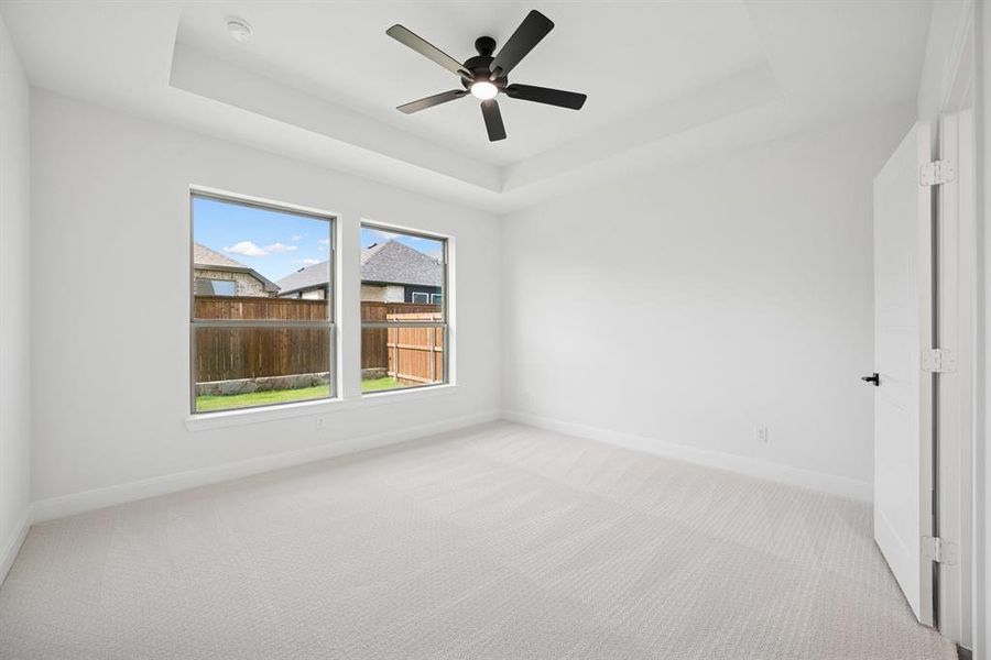 Spacious, unfurnished interior of a new home in Creekshaw – Gardens, Royse City (Image 19). Spacious, unfurnished interior of a new home in Creekshaw – Gardens, Royse City (Image 19).