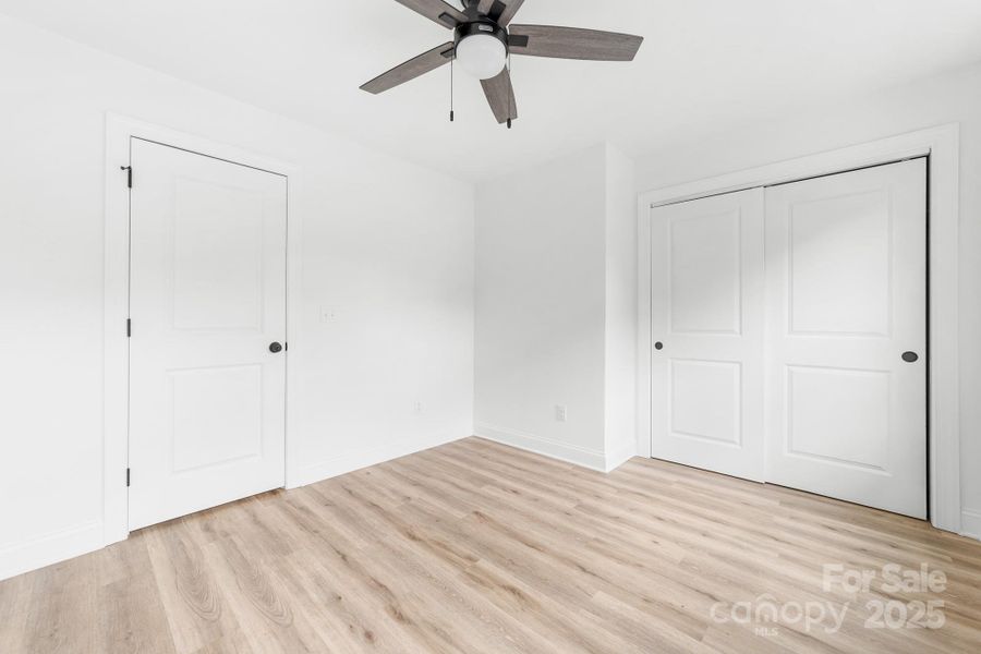 Spacious, unfurnished interior of a new home in , Shelby (Image 15).