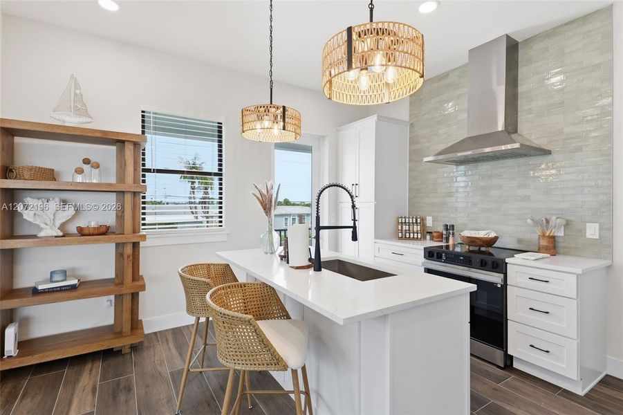 Furnished interior view inside a new home in , Melbourne Beach (Image 59).
