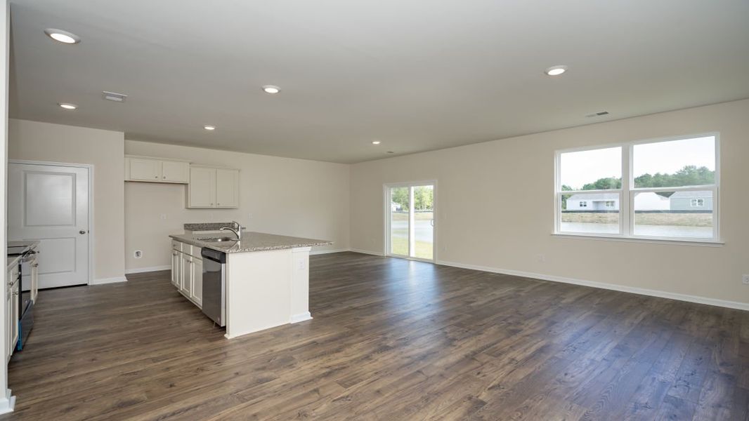 Spacious, unfurnished interior of a new home in The Pines at Blake Farm, Wilmington (Image 13).