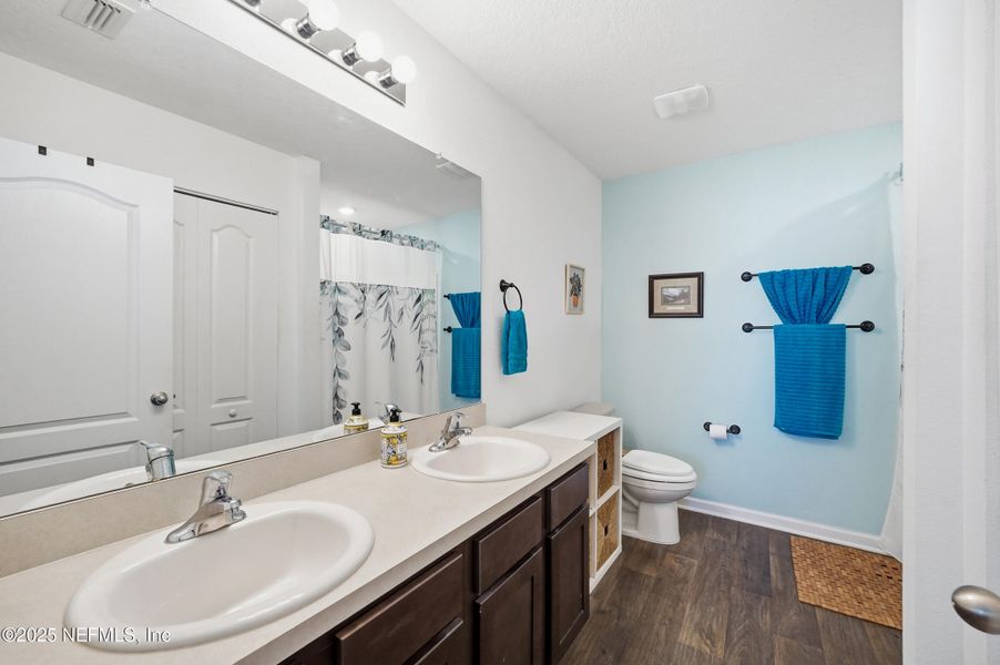 Furnished interior view inside a new home in The Arbors, Jacksonville (Image 14). Furnished interior view inside a new home in The Arbors, Jacksonville (Image 14).