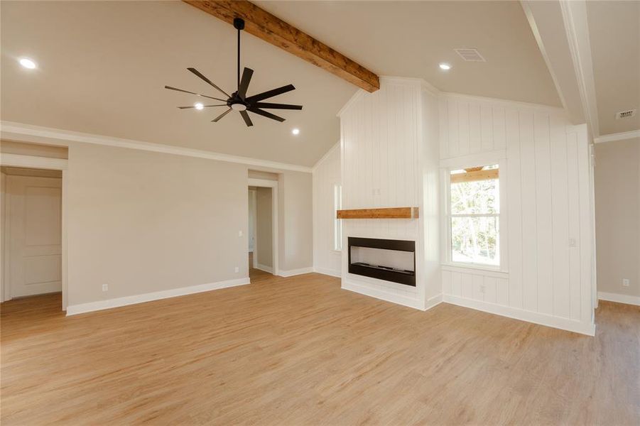 Spacious, unfurnished interior of a new home in , Tyler (Image 20).
