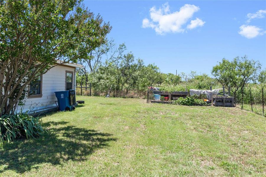 Natural landscape and outdoor views near  in Brownwood (Image 30).