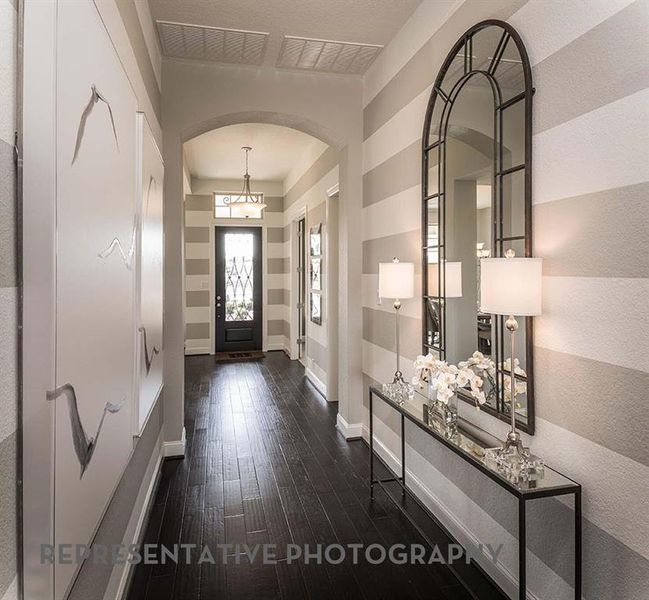 Furnished interior view inside a new home in Sandbrock Ranch, Aubrey (Image 11).