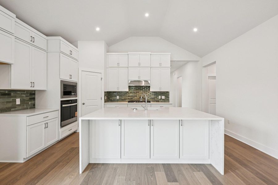 Furnished interior view inside a new home in Persimmon, Buda (Image 11).