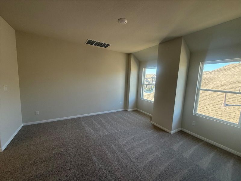 Spacious, unfurnished interior of a new home in Berry Creek Highlands, Georgetown (Image 5). Spacious, unfurnished interior of a new home in Berry Creek Highlands, Georgetown (Image 5).