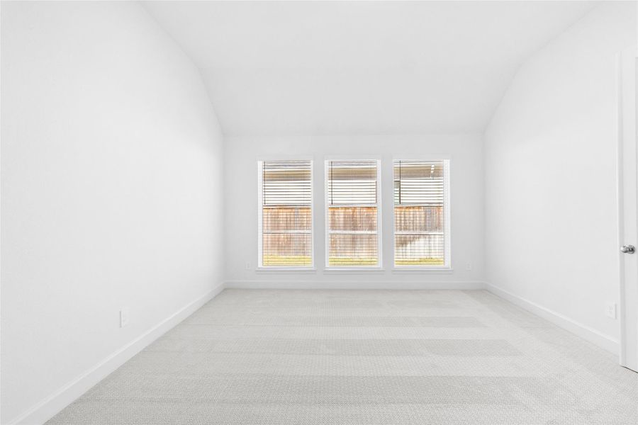 Spacious, unfurnished interior of a new home in Audubon Park 70', Magnolia (Image 25).