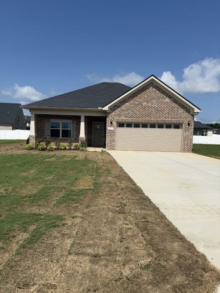 Exterior details and patio area of a home in Bradley Bend, Ashland City (Image 1).