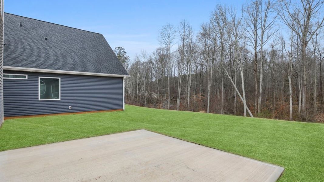 Exterior details and patio area of a home in Briargate, Fountain Inn (Image 19).
