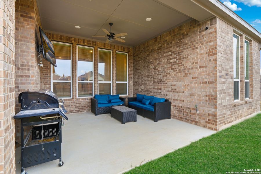 Exterior details and patio area of a home in , Bulverde (Image 4). Exterior details and patio area of a home in , Bulverde (Image 4).