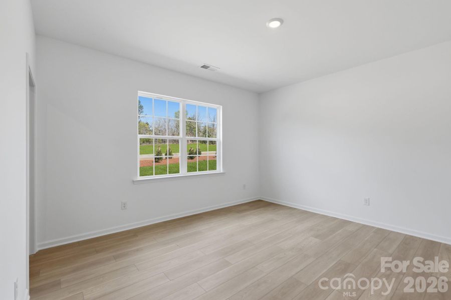 Spacious, unfurnished interior of a new home in Roselyn, Lancaster (Image 27).