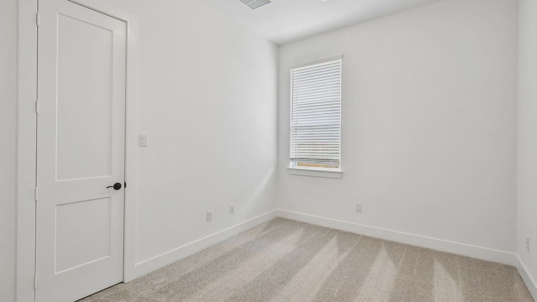 Spacious, unfurnished interior of a new home in Artavia, Conroe (Image 38).