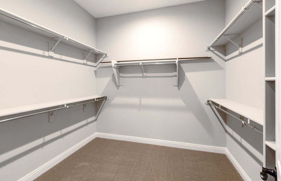 Spacious, unfurnished interior of a new home in Vistoso Canyon Estates, Oro Valley (Image 23).