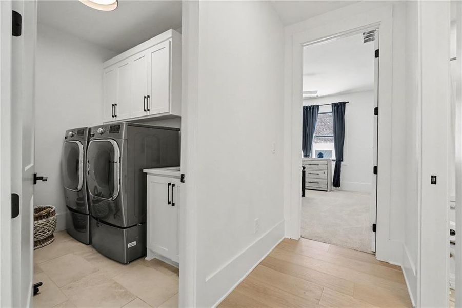 Furnished interior view inside a new home in , Alpharetta (Image 9).