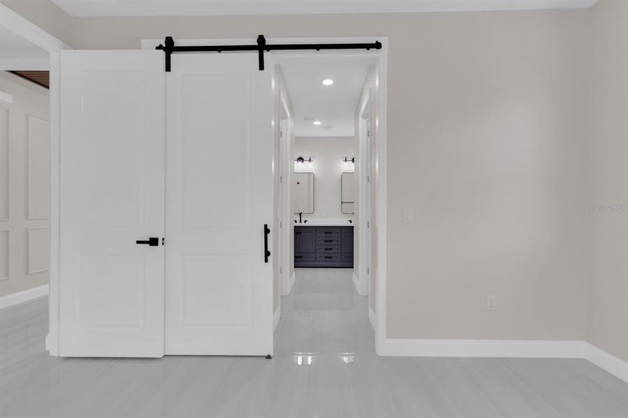 Spacious, unfurnished interior of a new home in , Titusville (Image 22).