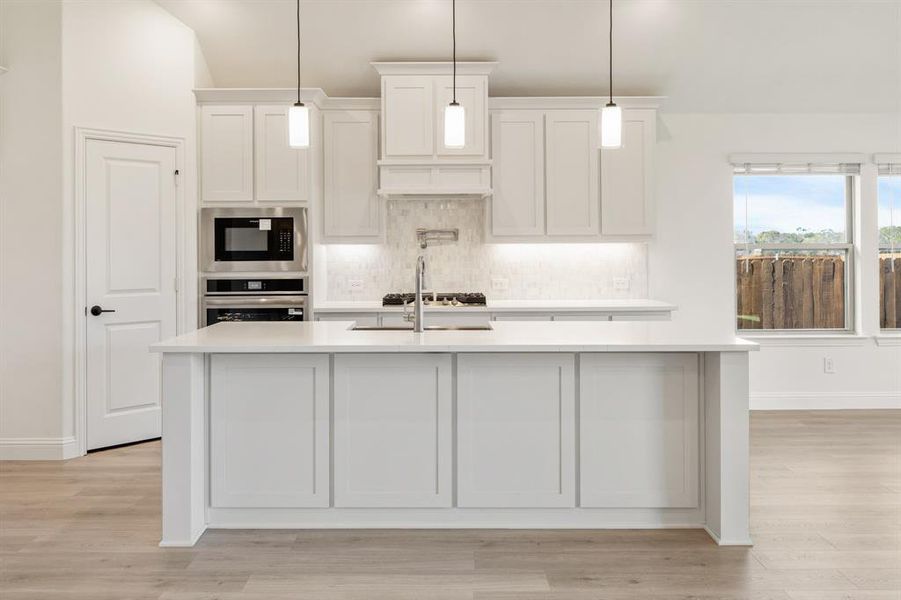 Furnished interior view inside a new home in Meadow Vista 60-65, Anna (Image 11). Furnished interior view inside a new home in Meadow Vista 60-65, Anna (Image 11).