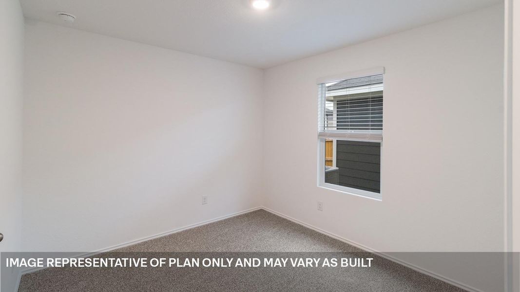 Spacious, unfurnished interior of a new home in Valverde, Bastrop (Image 8).