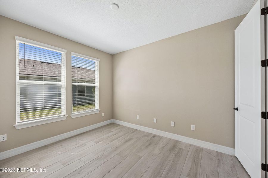 Spacious, unfurnished interior of a new home in , Yulee (Image 34).