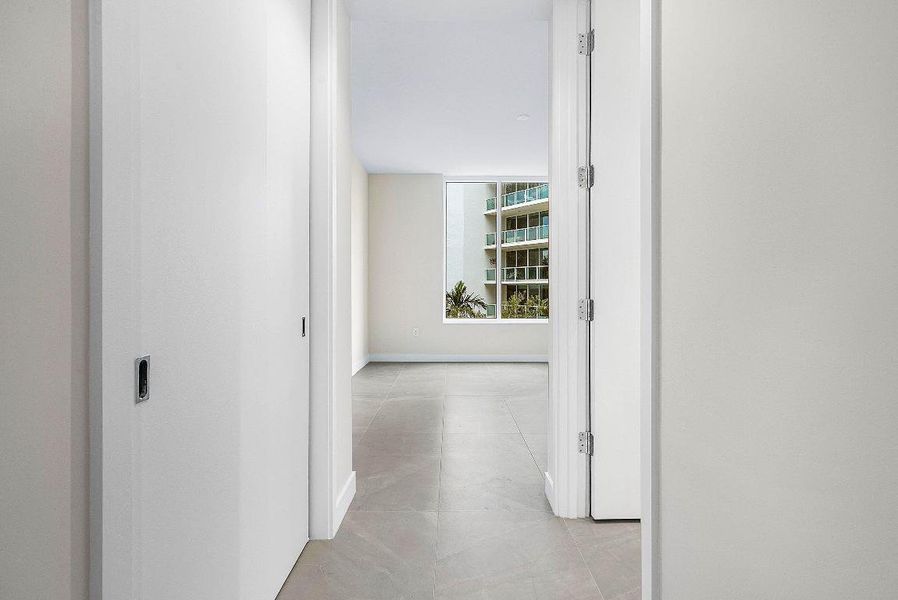 018-220SoutheastMiznerBoulevard-BocaRato