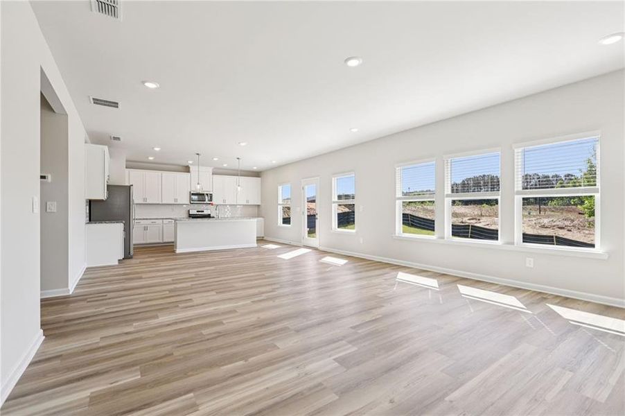 Spacious, unfurnished interior of a new home in Preserve at Mountain Creek, Pendergrass (Image 36).