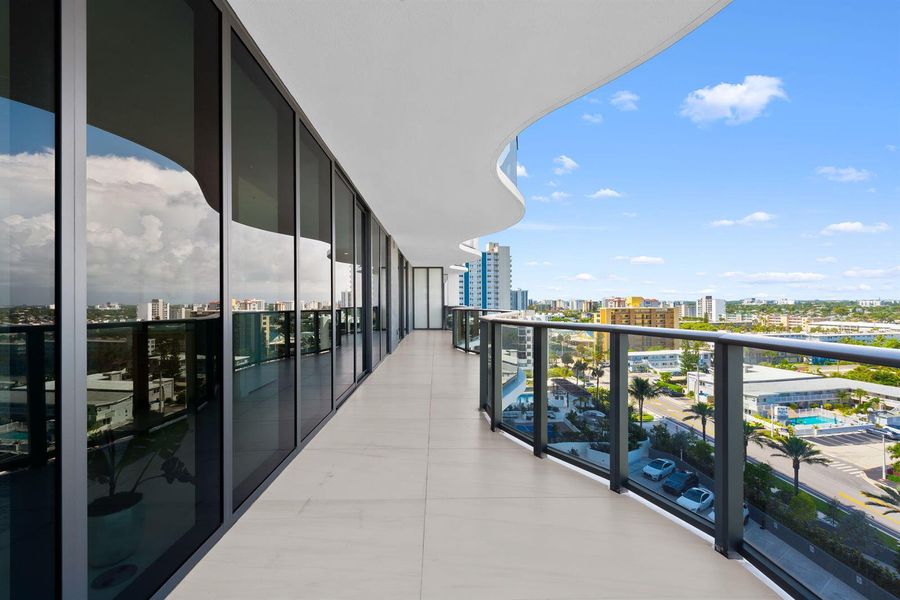 53 Foot Sunset Balcony 53 Foot Sunset Balcony