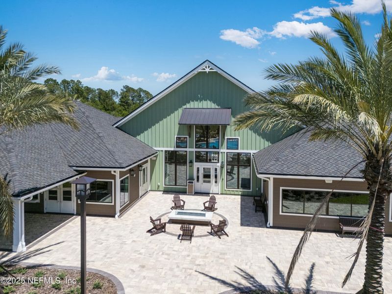 Community amenities in Edenbrooke at Hyland Trail | 55+: Edenbrooke at Hyland Trail 60s, Green Cove Springs (Image 15).