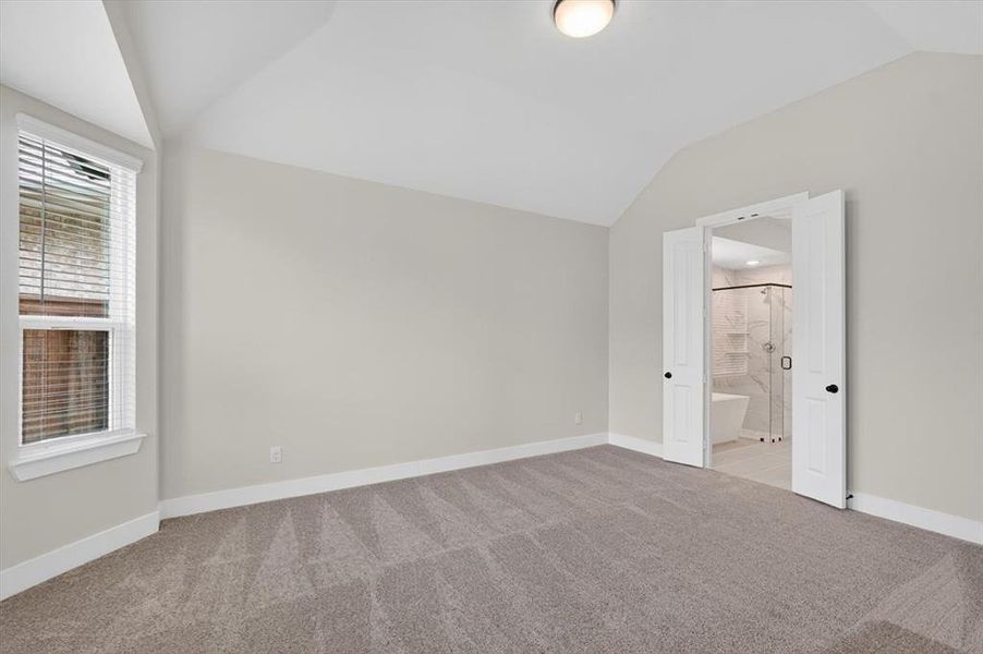 Spacious, unfurnished interior of a new home in Hillstead, Lavon (Image 19).