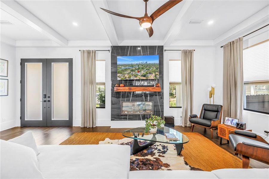 Furnished interior view inside a new home in , St. Petersburg (Image 46).