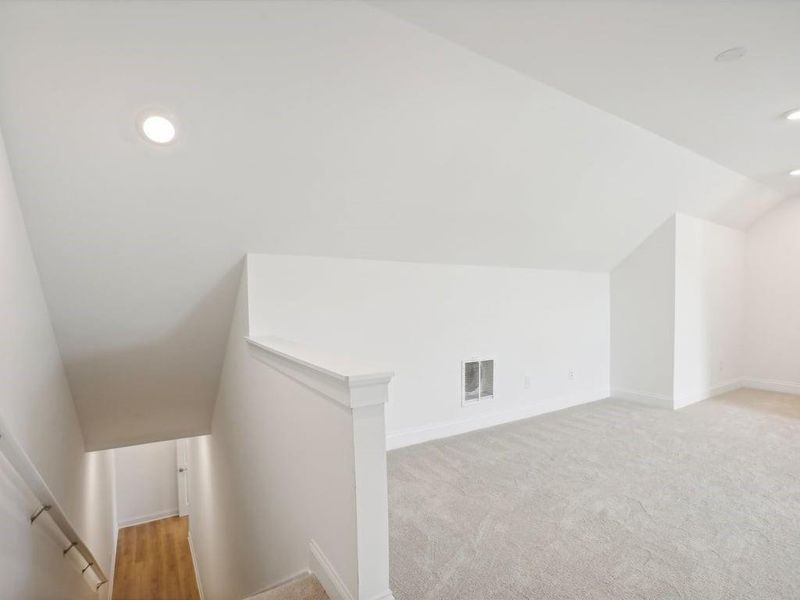 Spacious, unfurnished interior of a new home in , Holly Springs (Image 40).