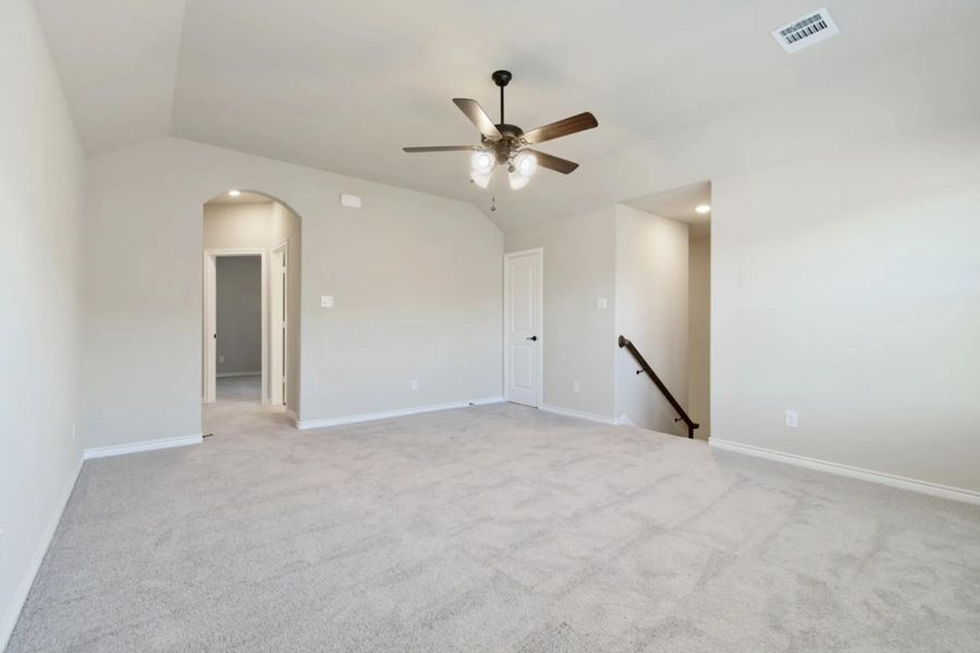 Representative unfurnished interior of a home built from the Concept 2440 by Landsea Homes in Chisholm Hills, Cleburne (Image 21).