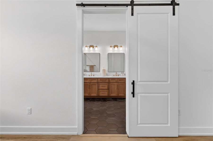 Furnished interior view inside a new home in , Lakeland (Image 48).