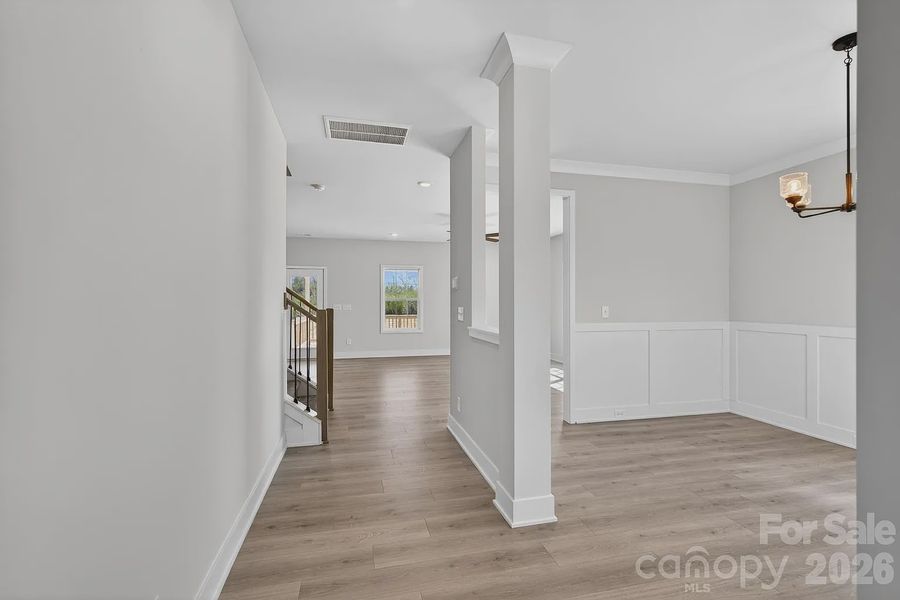 Spacious, unfurnished interior of a new home in Northlake, Statesville (Image 8).