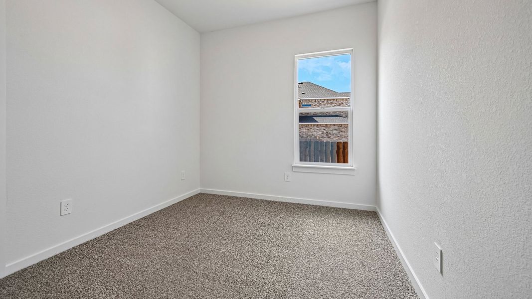 Spacious, unfurnished interior of a new home in The Enclave at Bar W Ranch, Leander (Image 33).
