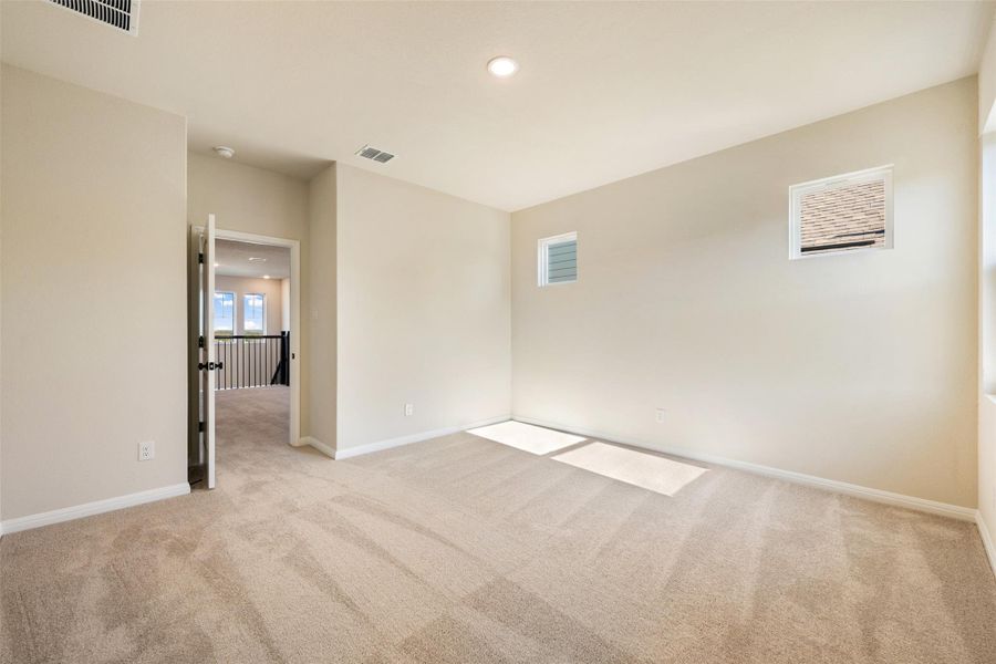 Representative images and renderings are for illustrative purposes. Actual structural options and design finishes of home may vary.