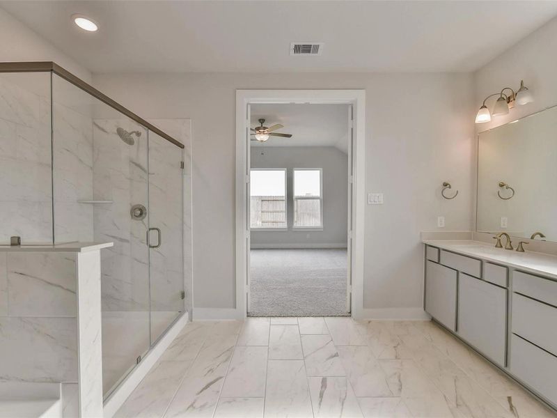 Furnished interior view inside a new home in Lago Mar, Texas City (Image 13).