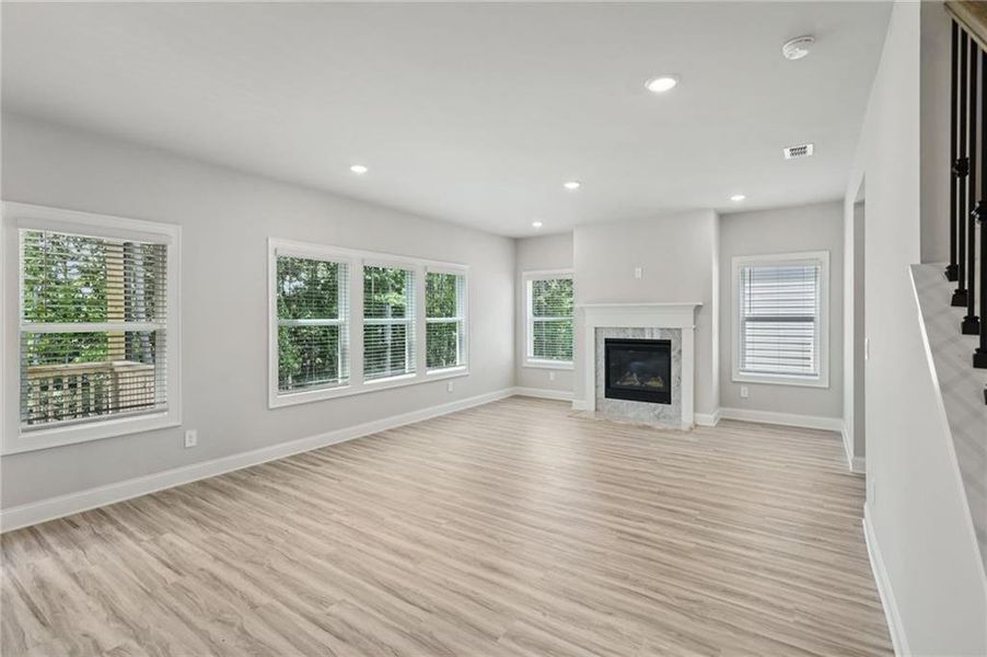 Spacious, unfurnished interior of a new home in Martin Springs - Estate Series, Lawrenceville (Image 24).