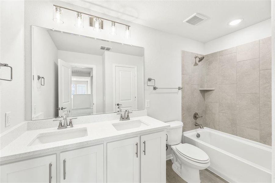 Furnished interior view inside a new home in Ridge Ranch, Mesquite (Image 11).