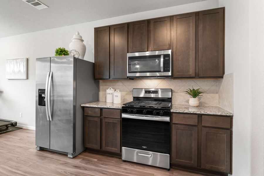 Furnished interior view inside a new home in Madison Bend, Conroe (Image 12). Furnished interior view inside a new home in Madison Bend, Conroe (Image 12).