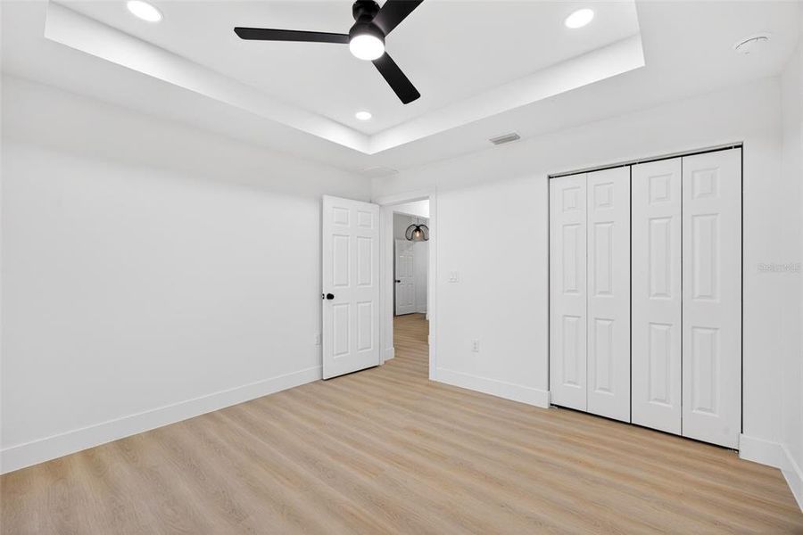 Spacious, unfurnished interior of a new home in , Punta Gorda (Image 31).