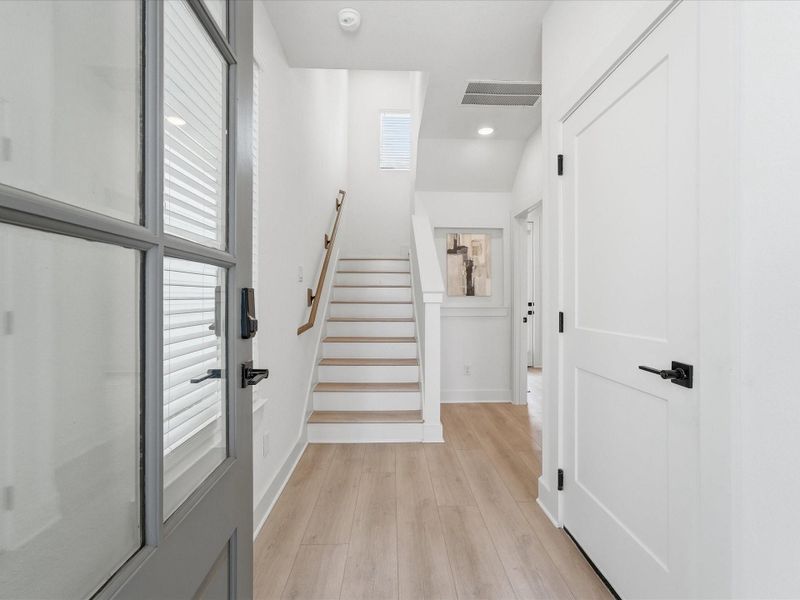 Spacious, unfurnished interior of a new home in Bauman Landing, Houston (Image 17). Spacious, unfurnished interior of a new home in Bauman Landing, Houston (Image 17).
