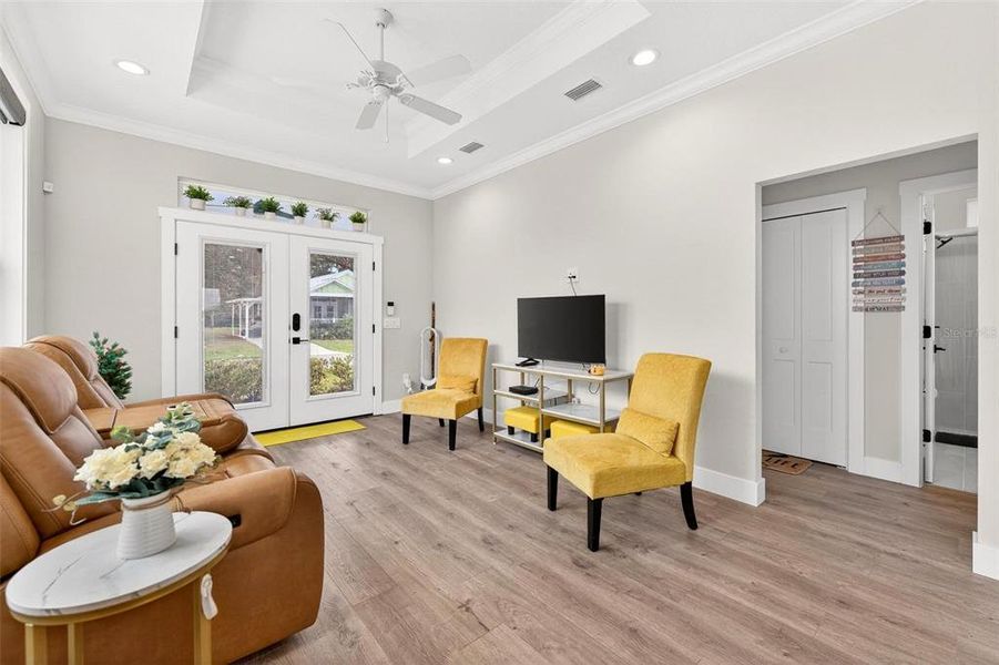 Furnished interior view inside a new home in , Oxford (Image 19).