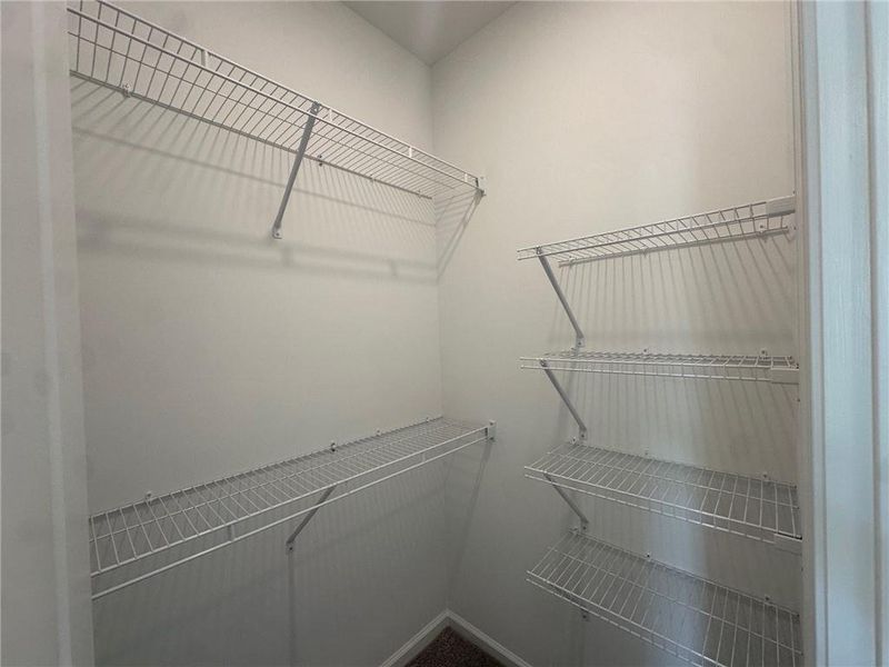 Spacious, unfurnished interior of a new home in Waterhaven, Cumming (Image 43).