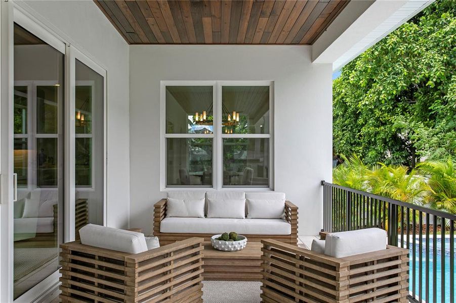 Exterior details and patio area of a home in , Tampa (Image 37).