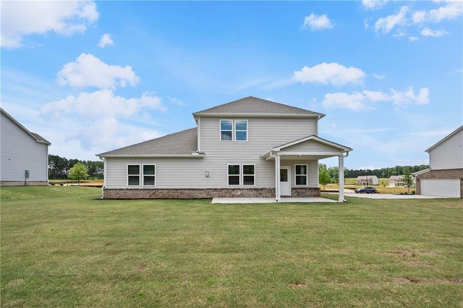 Exterior details and patio area of a home in Anderson Point Estates, McDonough (Image 3).