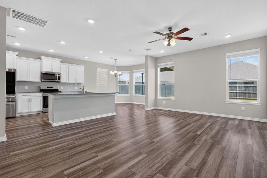 Spacious, unfurnished interior of a new home in , College Station (Image 43). Spacious, unfurnished interior of a new home in , College Station (Image 43).